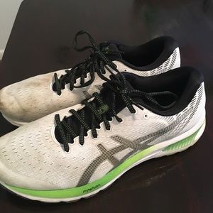 ASICS Gel Cumulus 22- Mens 13